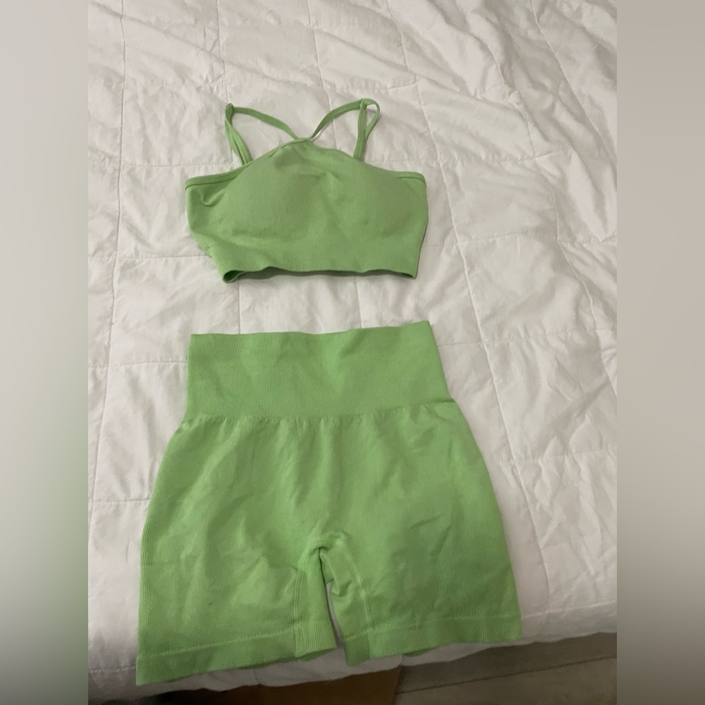 Amazon work out set
